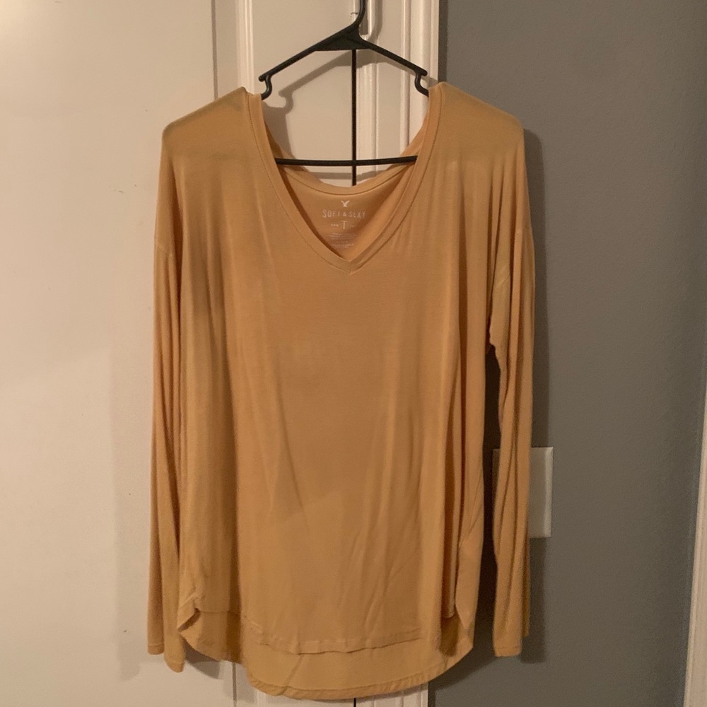 v neck t-shirt